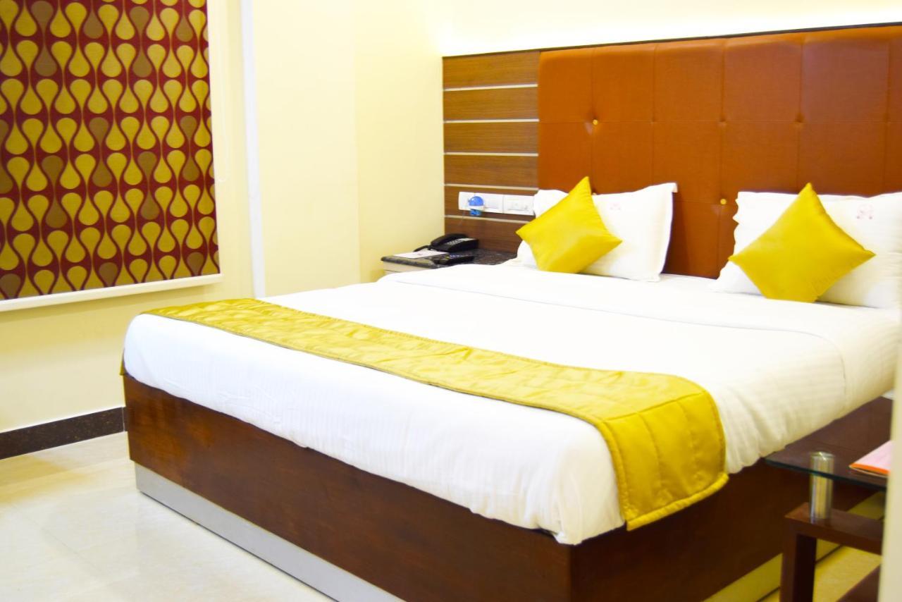 Thiviyam Airport Hotel Chennai Eksteriør billede