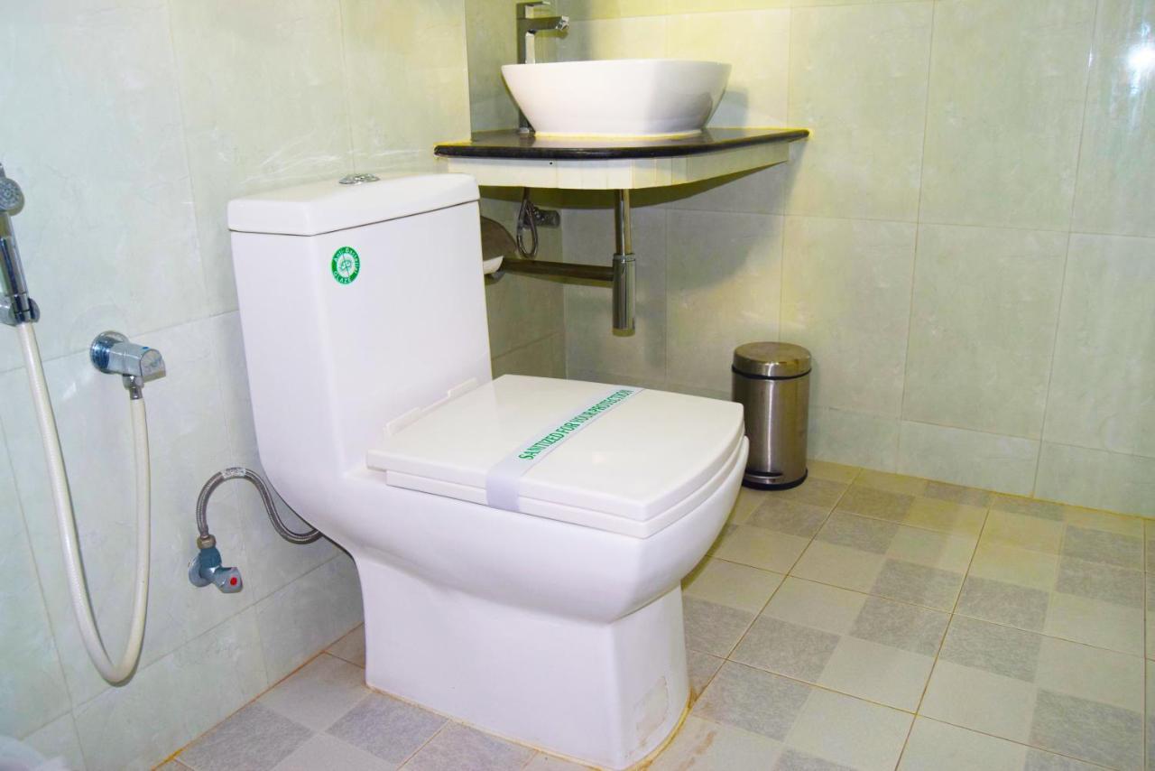 Thiviyam Airport Hotel Chennai Eksteriør billede